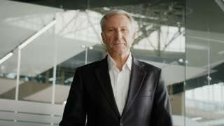 Present with Impact: Mastering the Art of Effective&nbsp;Communication